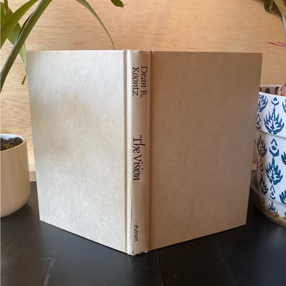 Vintage 1977 Book Club Edition The Vision by Dean R. Koontz Hardback Book - Picture 4 of 9